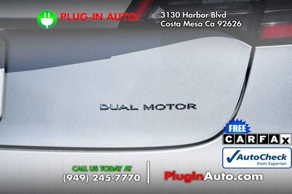 TESLA MODEL 3 2018 5YJ3E1EB8JF065115 image TESLA MODEL 3 2018 5YJ3E1EB8JF065115 image